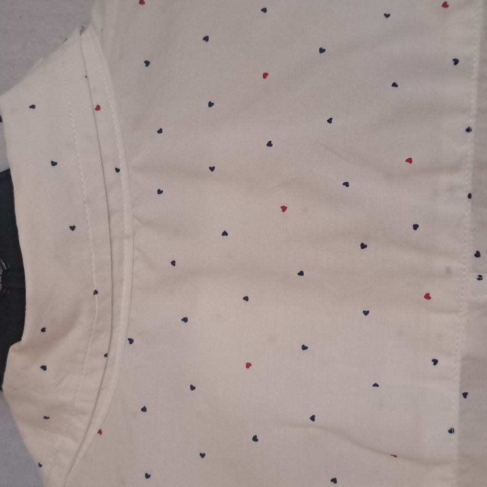 Frank & Eileen Barry White Cotton With Tiny Red And Navy Hearts Button EUC M - Picture 7 of 9